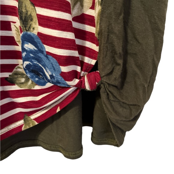 Striped Top - Picture 4 of 4